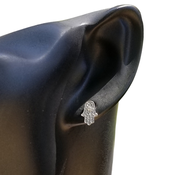 SONOMA NWT SILVERTONED & CRYSTAL HAMSA EARRINGS - Picture 5 of 5